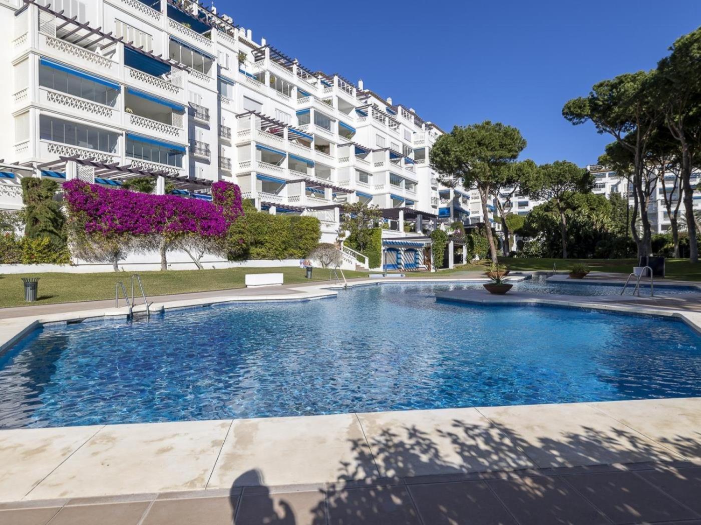 3 En Playas Del Duque Puerto Banus Apartamento *
