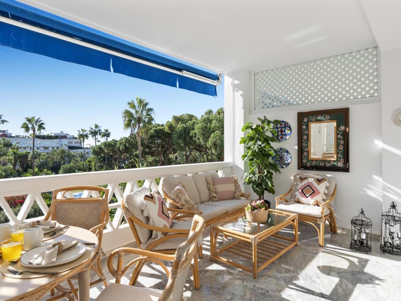 3 En Playas Del Duque Puerto Banus